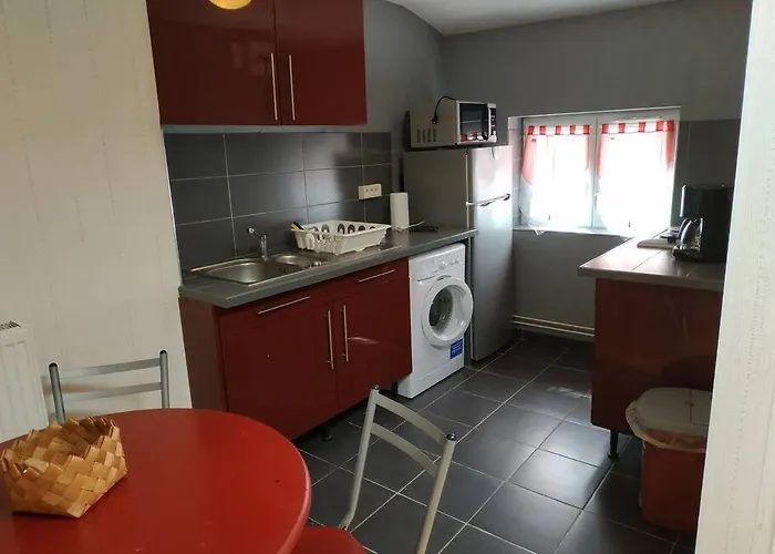 Superbe Avec Parking Gratuit Sur Place Nancy