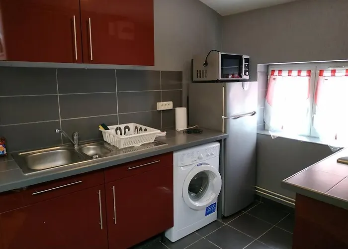 Superbe Avec Parking Gratuit Sur Place Apartament *